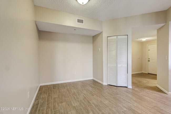 Building Photo - 3015 Aqua Vista Ln
