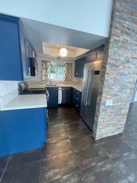 Stone Counters - 1452 S Camino Real