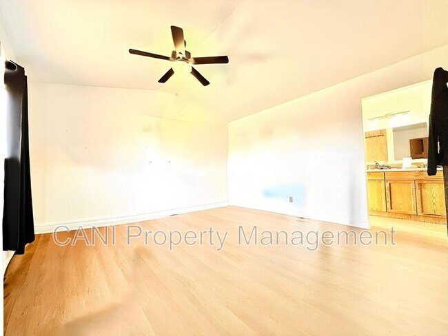 Building Photo - 435 Loblolly Ln