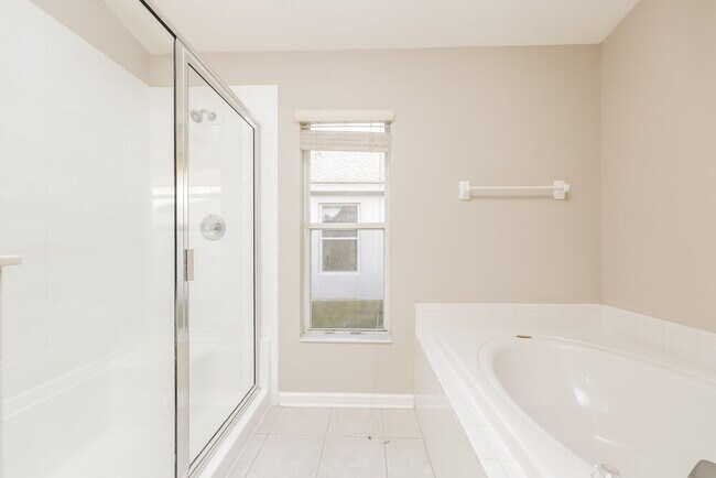 Building Photo - 25150 Lexington Oaks Blvd