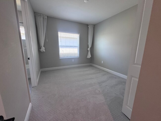 Building Photo - New Construction in Grand Park-4 Bedrooms ...