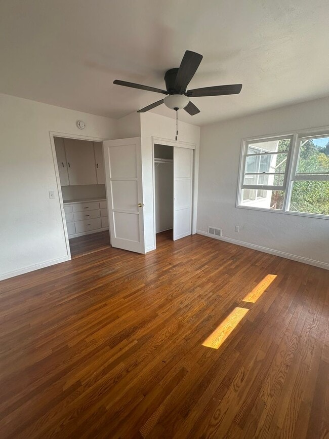 Building Photo - Mt Helix - Beautiful 3 bedroom 1.5 bathroom