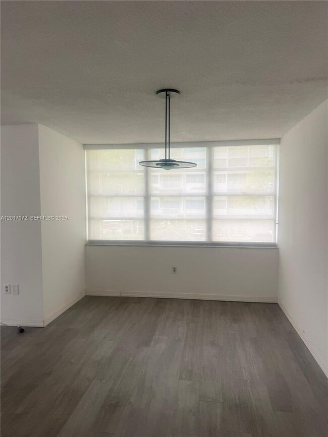 Building Photo - 2750 NE 183rd St