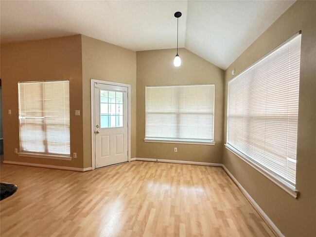 Building Photo - 11115 Creekline Green Ct