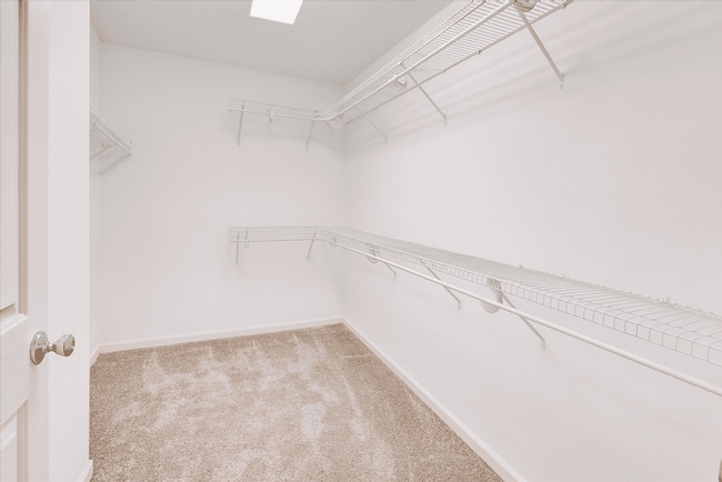 Building Photo - 3075 Greenwich Ct
