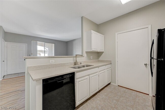 Building Photo - 1401 N Michael Way