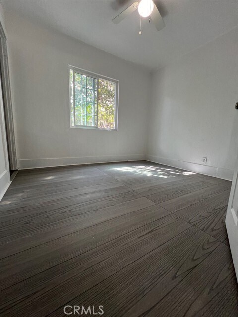 Building Photo - 6105 Woodlawn Ave
