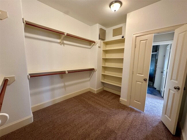 Building Photo - 1205 Birdsall St