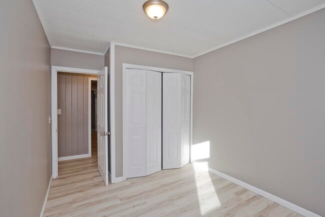 Building Photo - 16 Knightville Dam Road