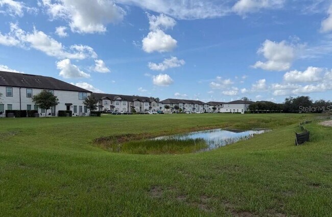 Building Photo - 844 Benoi Dr