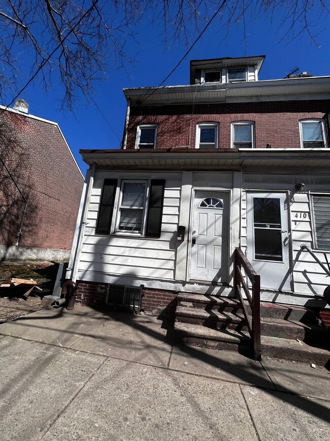 Primary Photo - Large house Semi detached