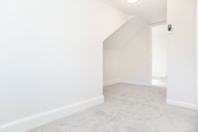 Building Photo - Coming Soon! Charming corner lot home for ...