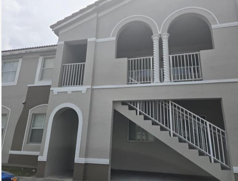 Building Photo - 17720 NW 67th Ave