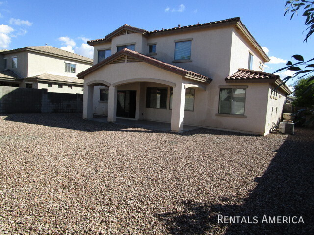 Building Photo - Desirable Rovey Farm Estates in Glendale l...