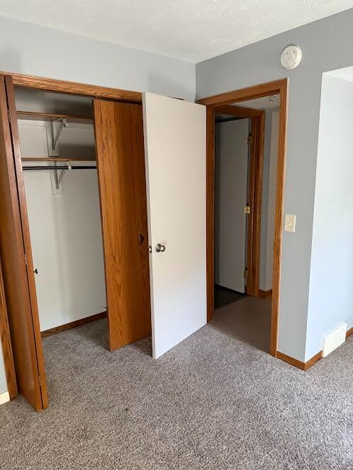 Building Photo - 415 3rd St