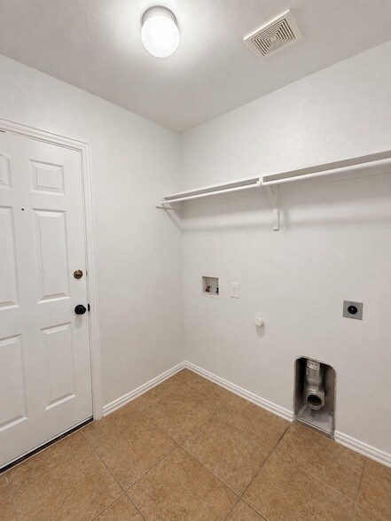Building Photo - 1501 Toucan Dr