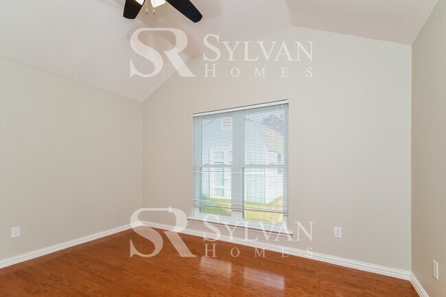 Building Photo - Life Just Got Better!