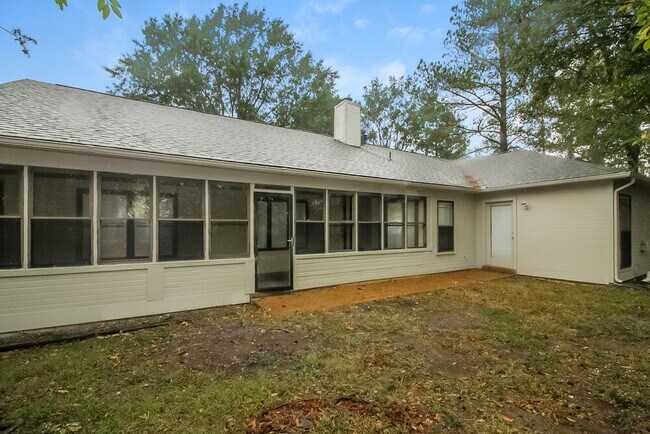 Building Photo - 8367 Stavenger Cove