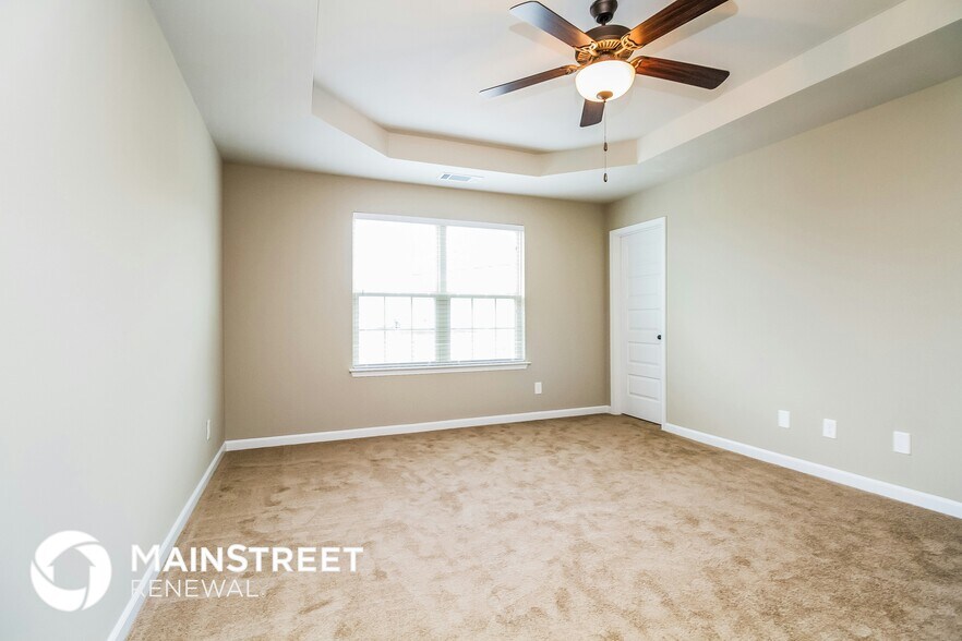 Building Photo - 1111 Harmony Ln