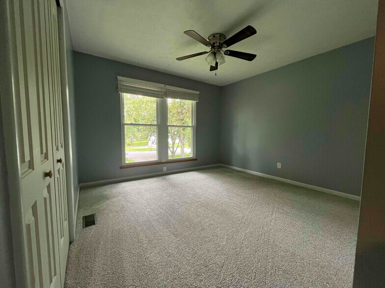 Building Photo - 2725 Shropshire Blvd