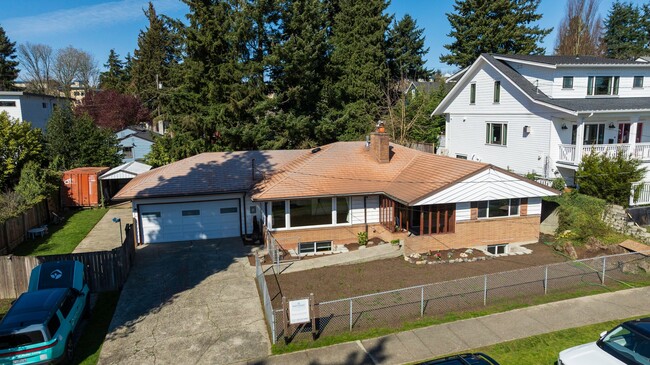 Building Photo - 540 N 83rd St