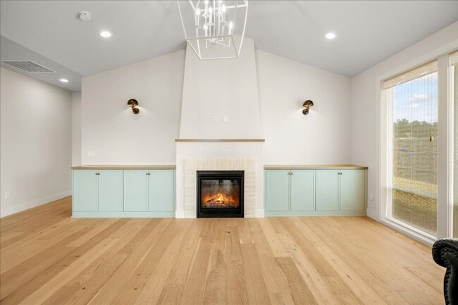 Building Photo - 3Bed/2 Bathroom Beautiful New Construction...