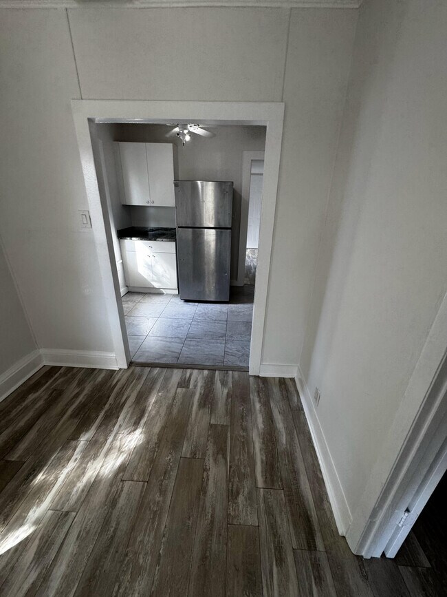 Building Photo - 315 N K St