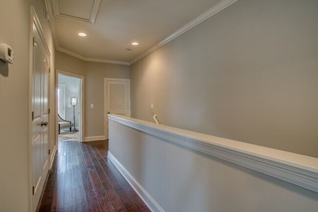 Building Photo - 2150 3rd Ct