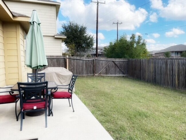 Building Photo - 3BED/2BATH Home for lease! Available NOW!