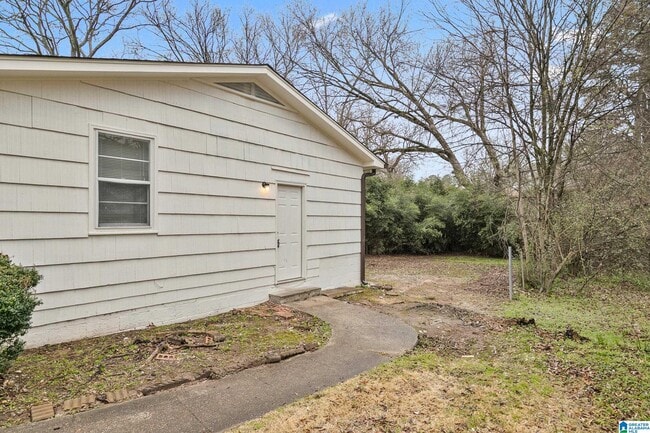 Building Photo - 428 Orchid Rd