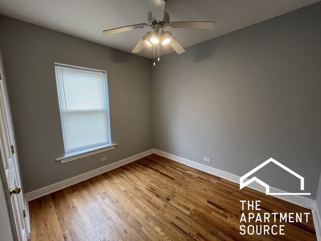 Building Photo - 3436 W Leland Ave