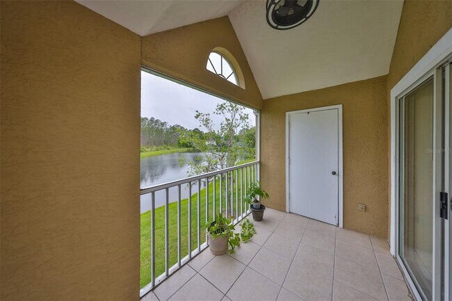 Building Photo - 9481 Highland Oak Dr