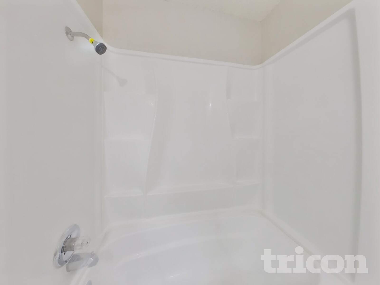 Building Photo - 15022 Old Creek St