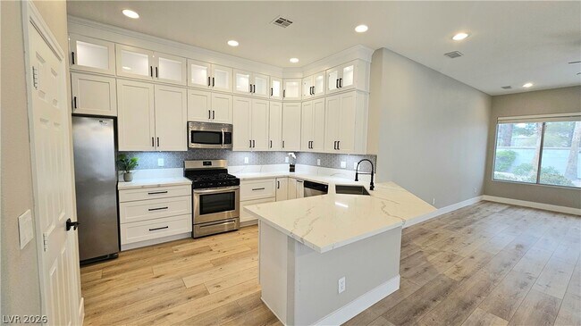 Building Photo - 1948 Kachina Mountain Dr