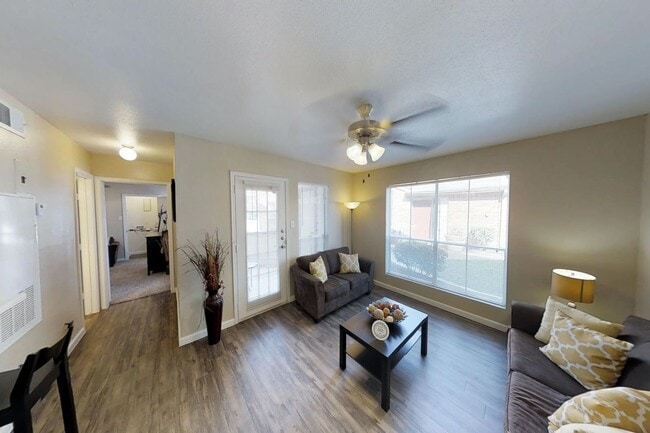 Interior Photo - The Park At Deerbrook