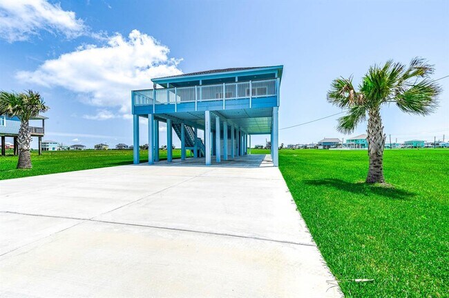 Building Photo - 4019 Mitote Dr