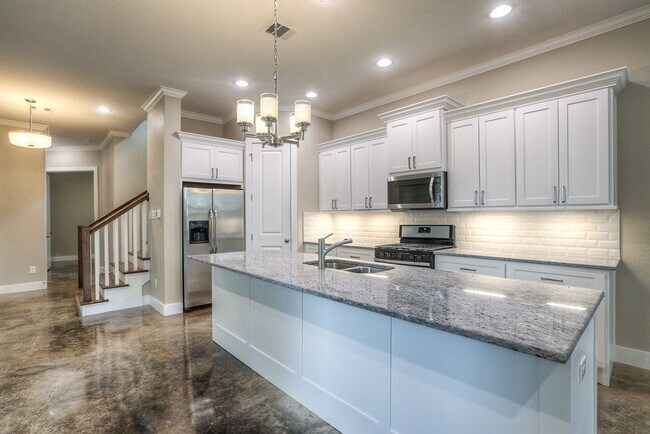 Building Photo - 3619 Alba Rd