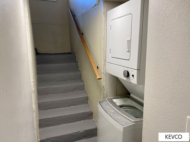 Building Photo - Four Bedroom in the Heart of FoCo