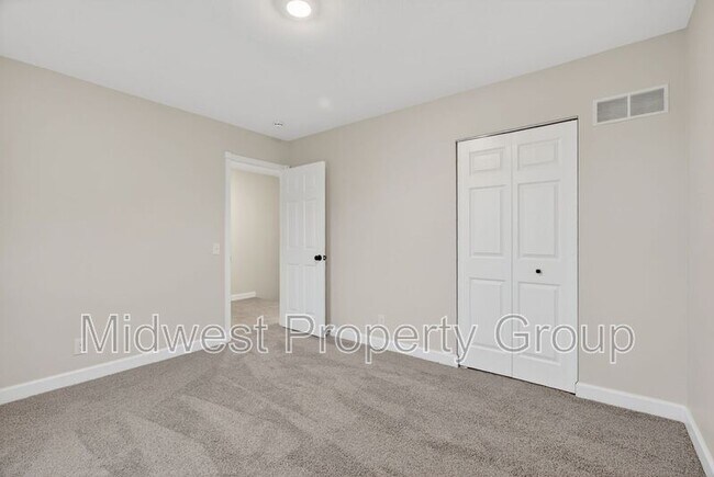 Building Photo - 90 Sutters Mill Rd