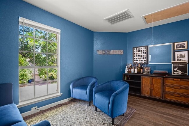 Building Photo - 8715 Dandelion Trail