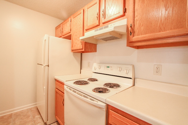 Kitchen - Wyngrove Apartments