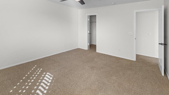 Building Photo - 34722 N 24th Ave