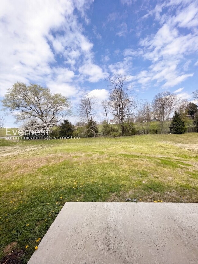 Building Photo - 1016 Concord Springs Dr