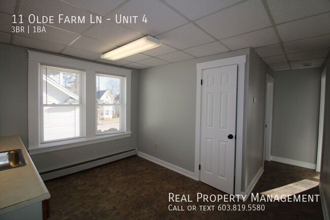 Building Photo - 3 Bedroom in Rochester, NH with Heat Inclu...