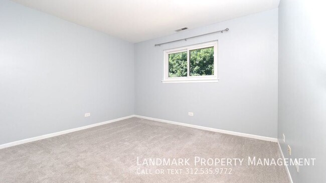 Building Photo - 2250 Abbeywood Dr