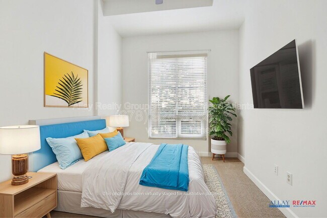 Building Photo - 711 Cosmopolitan Dr NE