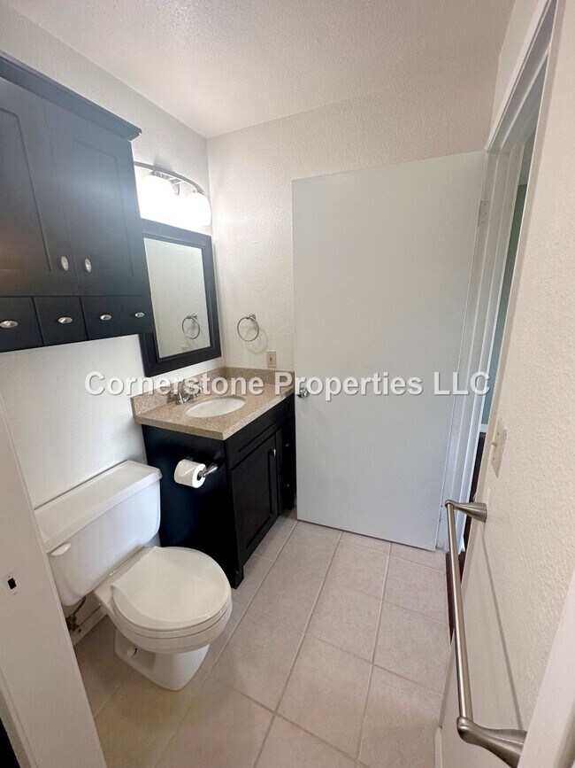 Building Photo - 94-545-545 Lumiaina St