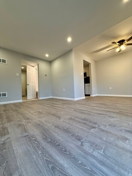 Building Photo - 238 Stevenson Sq