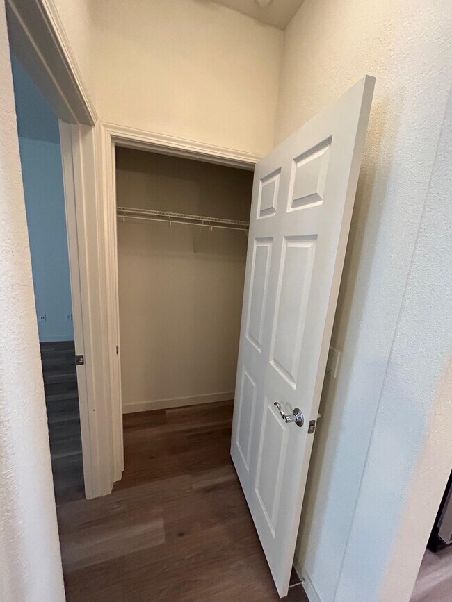 Building Photo - 4146 Clarinbridge Cir