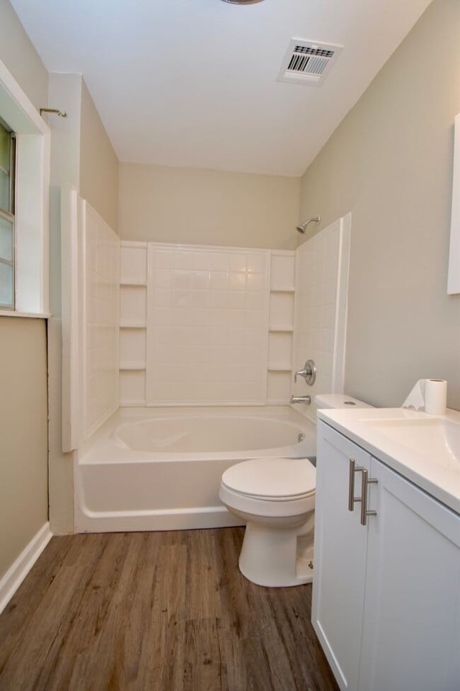 Building Photo - Updated 3 Bed, 2 Bath Home in Grambling!